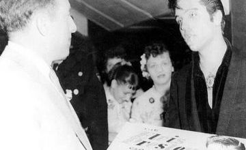 ELVIS 5 avril 1957 EP  GAME 