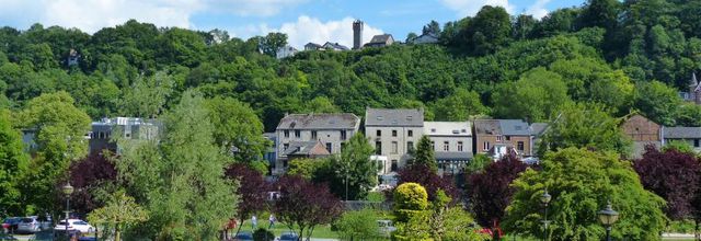 Durbuy...de loin et le Calvaire de Bomal