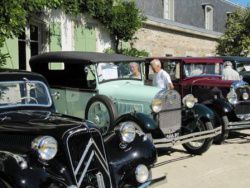 Parc de Boutiguery et expo de voitures anciennes