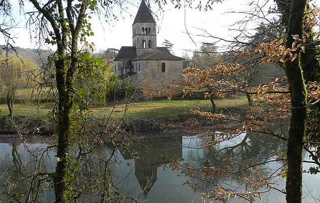 Saint Léon sur Vézère