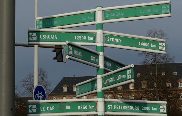 MARCHES  DE  NOEL  EN  ALSACE - STRASBOURG
