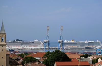 Visite du Smeralda de CostaCroisières au port de MARSEILLE