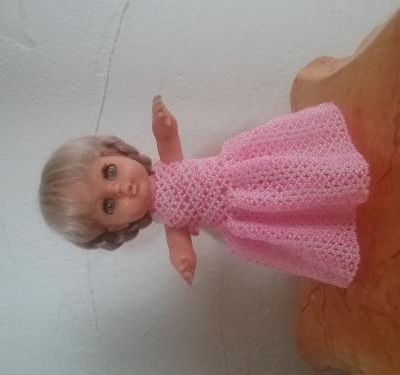 Poupee robe plissée 