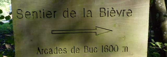 Le long de la Bièvre II : Buc