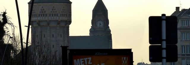 Metz / Quand on n'a pas de tête il faut avoir des jambes...