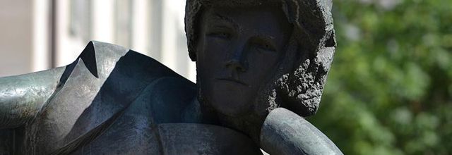 "L'Homme aux semelles devant" de Jean-Robert Ipoustéguy (1920-2006)