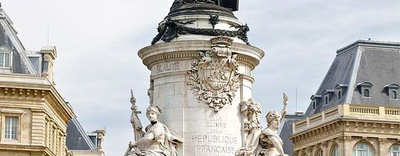 Une autre République vraiment démocratique (La Ve République est usée, réformons-la) il est temps d'en finir avec un système politique d'un autre âge