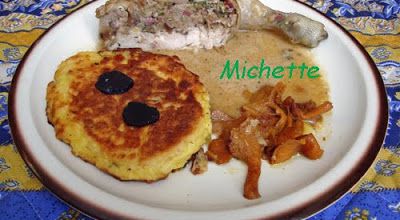 Coquelet désossé farci aux cèpes et magret, galette de p de terre truffée