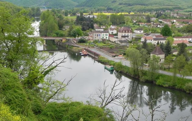Puy-l'Évêque le château  (2)