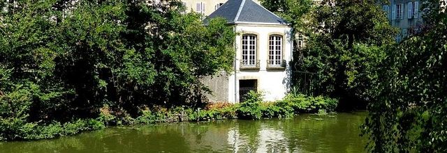 Metz / S'y promener en SUP sur la Moselle...