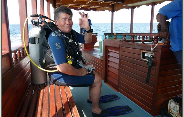 Départ pour la première plongée : dans 5 minutes, mon petit vieux, tu feras moins le malin ! - Athuruga - Atoll d'Ari - Maldives