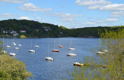 Le lac d'Eguzon et le barrage