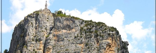 823 - Castellane, dans les Alpes de Haute-Provence (04)