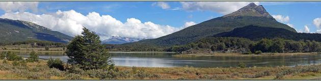 Panorama sur le paisible et très beau Lac Acigami avec le Cerro Guanaco - Lapataia - Terre de Feu - Argentine