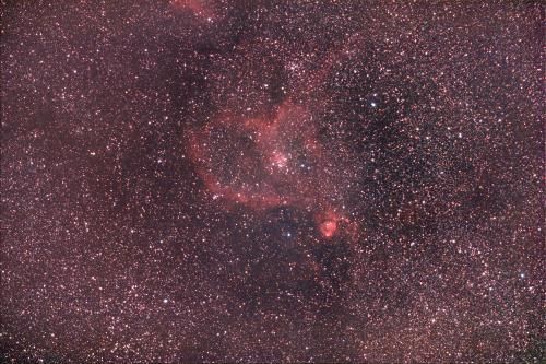 2020-09-21 : Nébuleuse du coeur depuis meaux centre-ville, à 400 iso