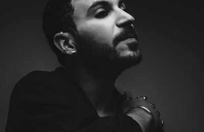ArtDéco chante A Nouveau son nouveau single et clip officiel - Le Buzz Officiel