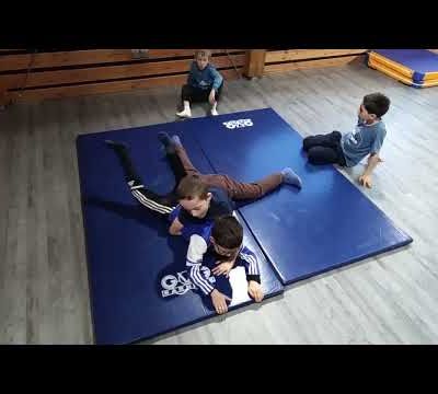 Initiation à la lutte