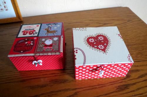 deux petites boites de Noël