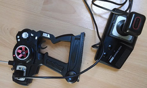 Adaptation de jouets radio commandées par manette 4 contacts
