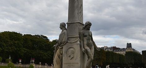 Jardin du Luxembourg : Monument à Auguste Scheurer-Kestner, Vice-président du Sénat par J. Dalou