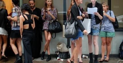 CAFE*MODE@SCAREE*FASH