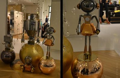 Les vitrines de Noël 2015 des Galeries Lafayette : Léon, le petit robot 