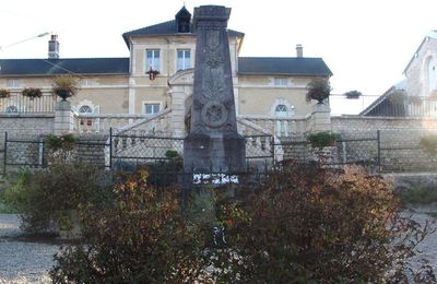 Le Monument aux Morts de Lachaume...