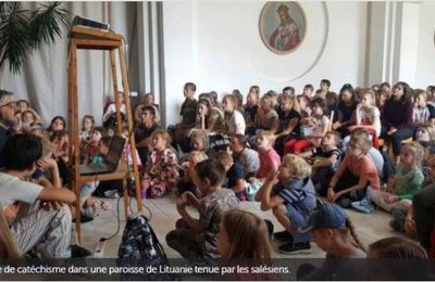 Le Pape institue le ministère de catéchiste - VA