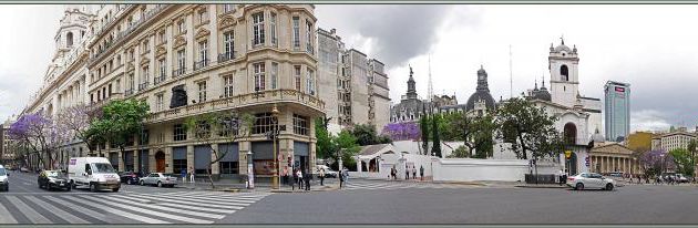 Palacio de la Legislatura de la Ciudad de Buenos Aires et le Cabildo (ancienne mairie aujourd'hui musée) - Argentine
