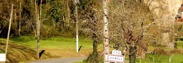Limousin : Une petite randonnée au village de Vignols (19) "" 1/2  ""