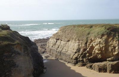 Erosion des rochers à marée basse à Piriac
