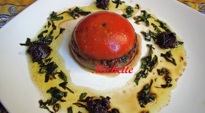 Demi sphère à l'aubergine, purée de tomate, velours de balsamique