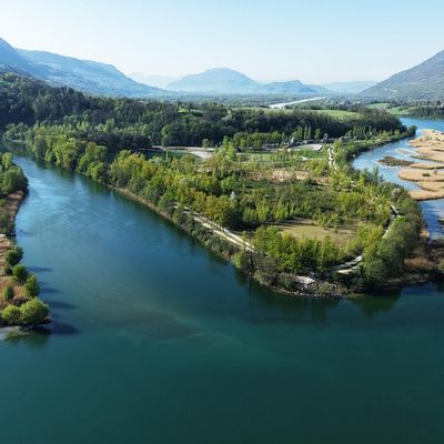 Le belvédère des Trois Frontières et le barrage de Motz