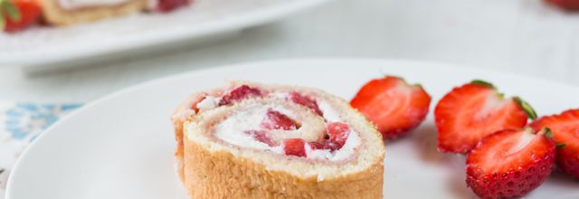 le roulé aux fraises ou framboises 