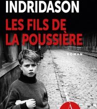 Téléchargez l'ebook japonais Les fils de la poussière