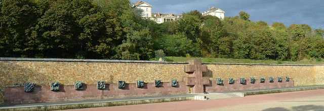 Suresnes : Mémorial de la France combattante