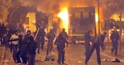Une guerre, qui n'a pas encore de nom, arrive à bas bruit ...