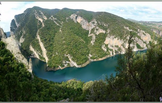 Randonnée au Congost de Mont-Rebei : panorama sur la rivère Noguera Ribagorçana et l'amorce de sa superbe gorge - Aragon/Catalogne - Espagne
