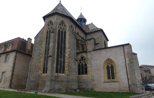 AMBIERLE  -  L'Eglise 