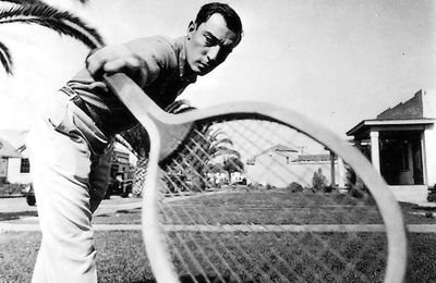 BUSTER KEATON