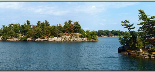 Paysages aquatiques sur le Saint-Laurent - Thousand Islands (Les Mille-Îles) - Gananoque - Ontario - Canada