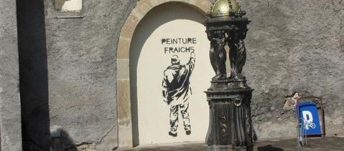 ... même que c'est écrit...