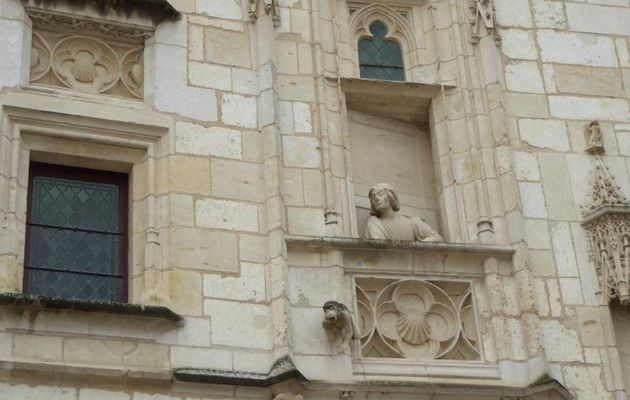 LE  PALAIS  DE  JACQUES  COEUR - 2 - Détails d'architecture