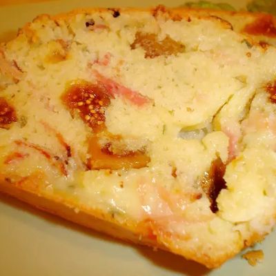 Cake aux figues et jambon