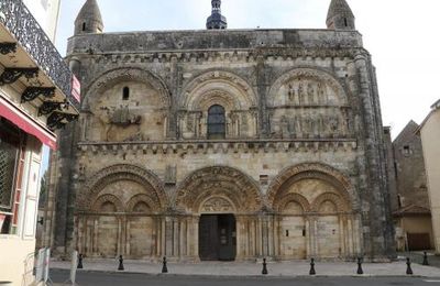 CIVRAY (Vienne) (2/2)