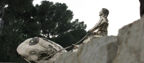 ...t'ention, vla la cavalerie...!