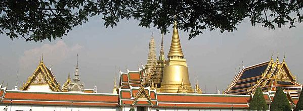 LE WAT PHRA KAEO .