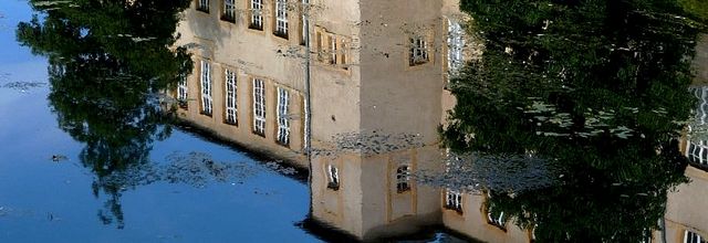Metz / Le bus de la Société Schidler de Bouzonville...