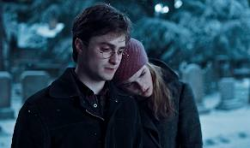 une citation avec une image de deux meilleures amies Harry et Hermione