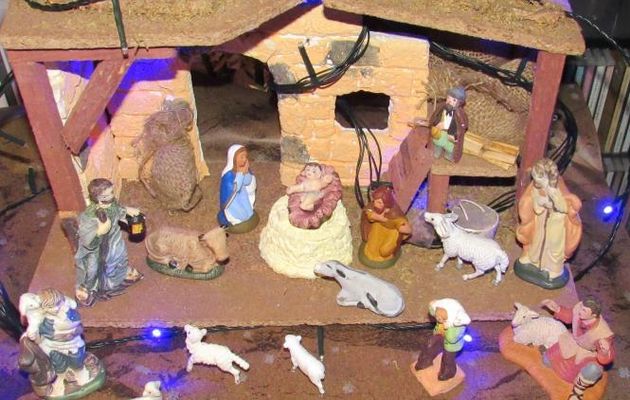 Faire une crèche.